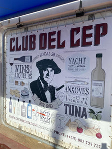 VERMOUTH KIT GIFT IN THE PORT OF ARENYS DE MAR